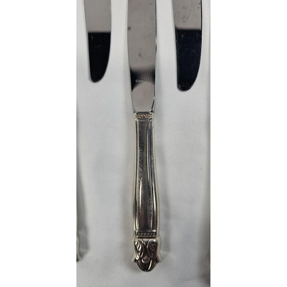 Holmes & Edwards Danish Princess IS Silverplate Dinner Knives Set of 12 Vintage